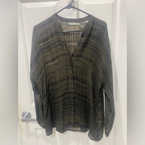 Vince 100% Silk Top Size S
